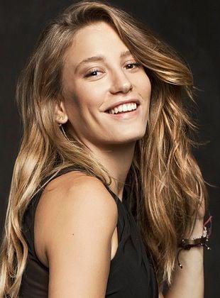 7) Serenay Sarıkaya ve Kerem Bürsin: Tatildeki Büyülü Anlar