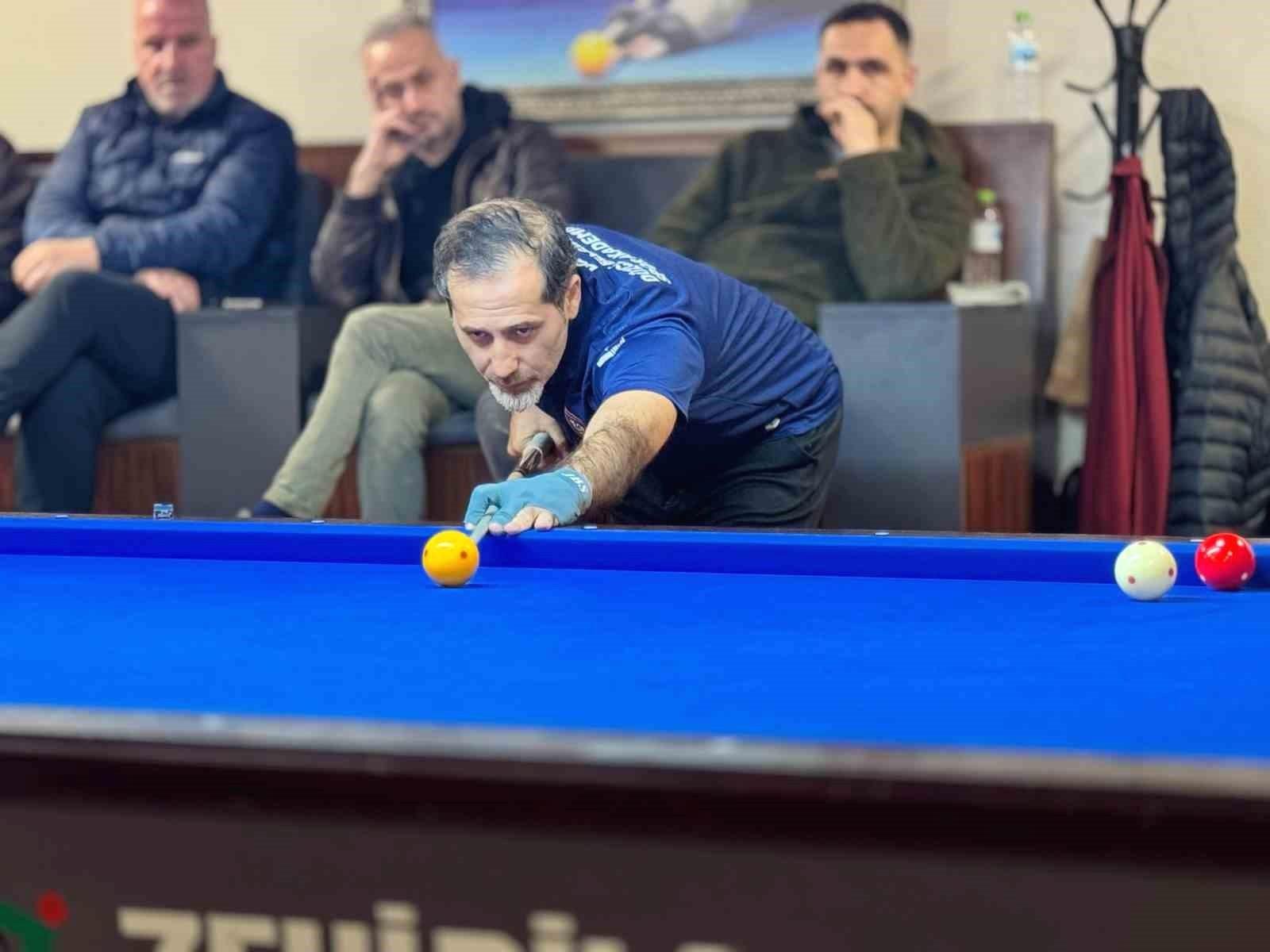 Düzce'de 3 Bant Bilardo İl Şampiyonası Heyecanı