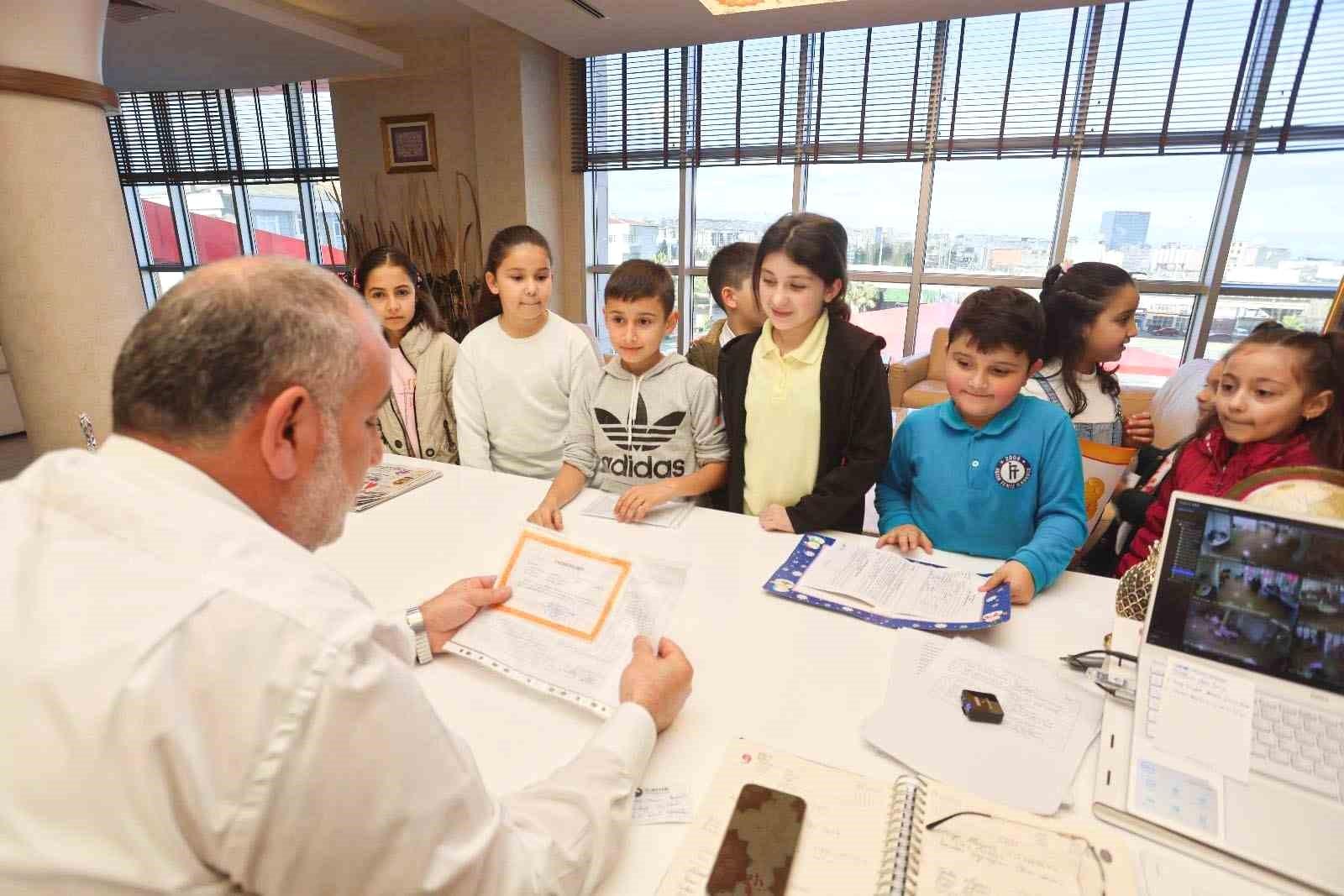 Başkan Sandıkçı’dan Öğrencilere Destek