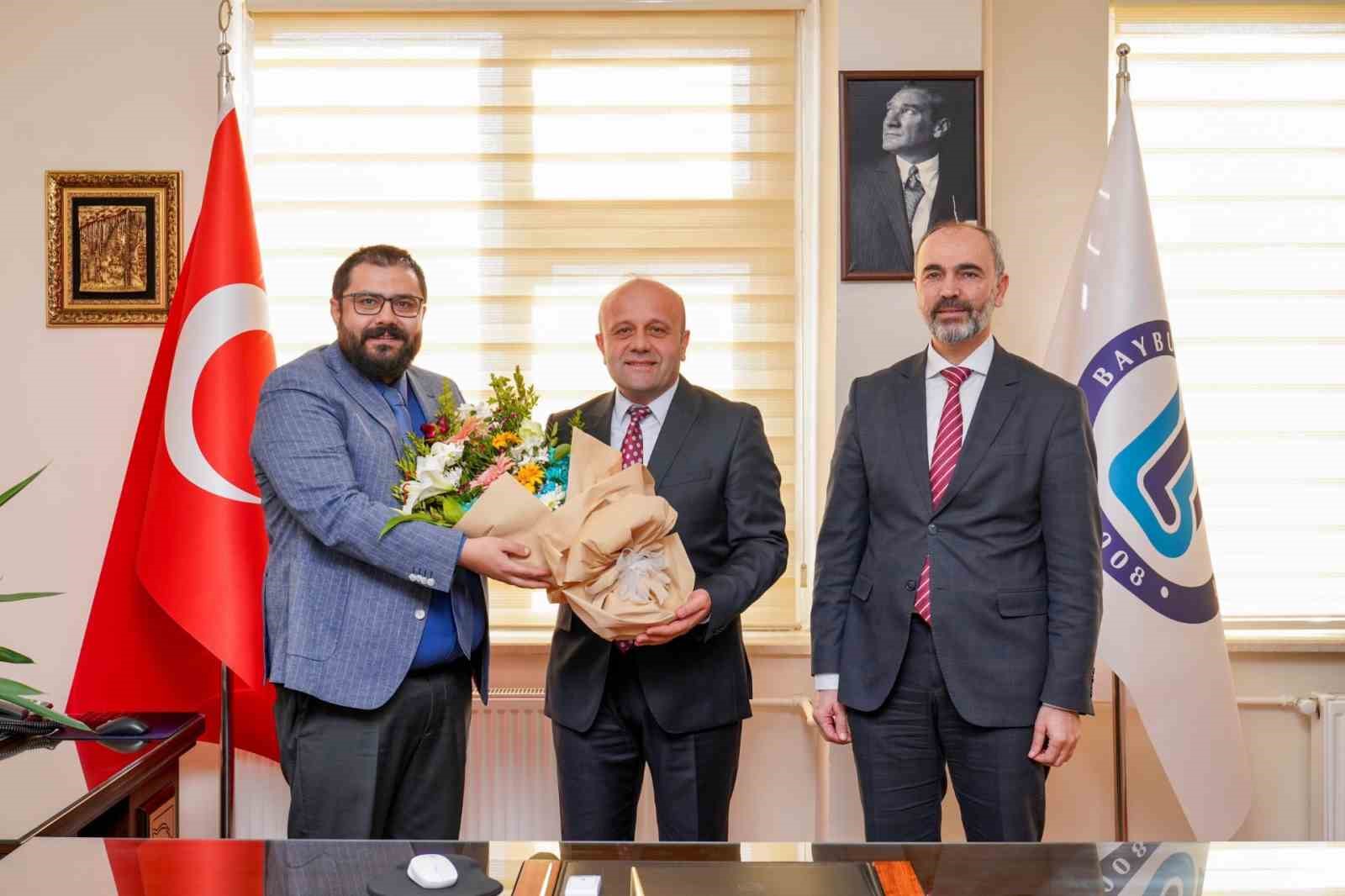 Bayburt Üniversitesi Dekanlık Değişiklikleri Hakkında