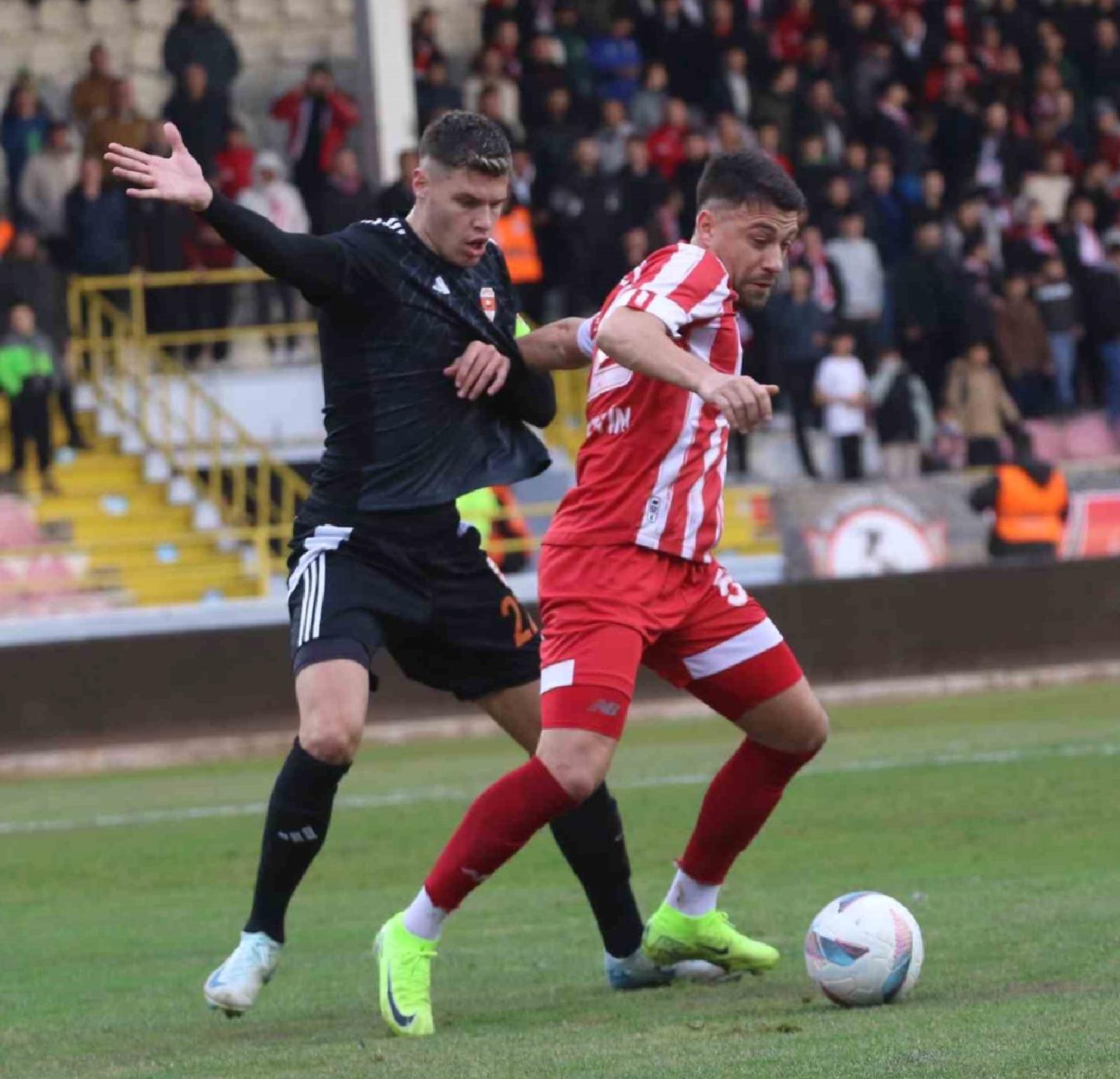 Boluspor, Adanaspor'u Mağlup Etti!