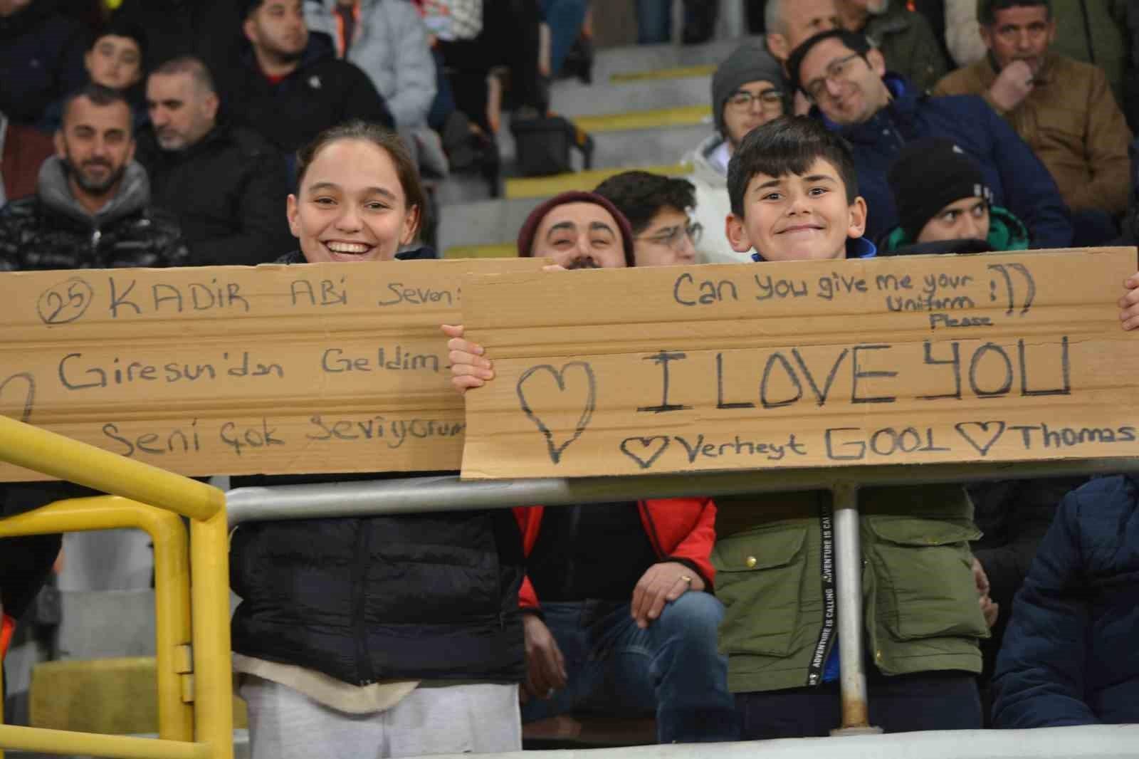 Çorum FK, Bandırmaspor'u 4-0 ile Farklı Geçti!