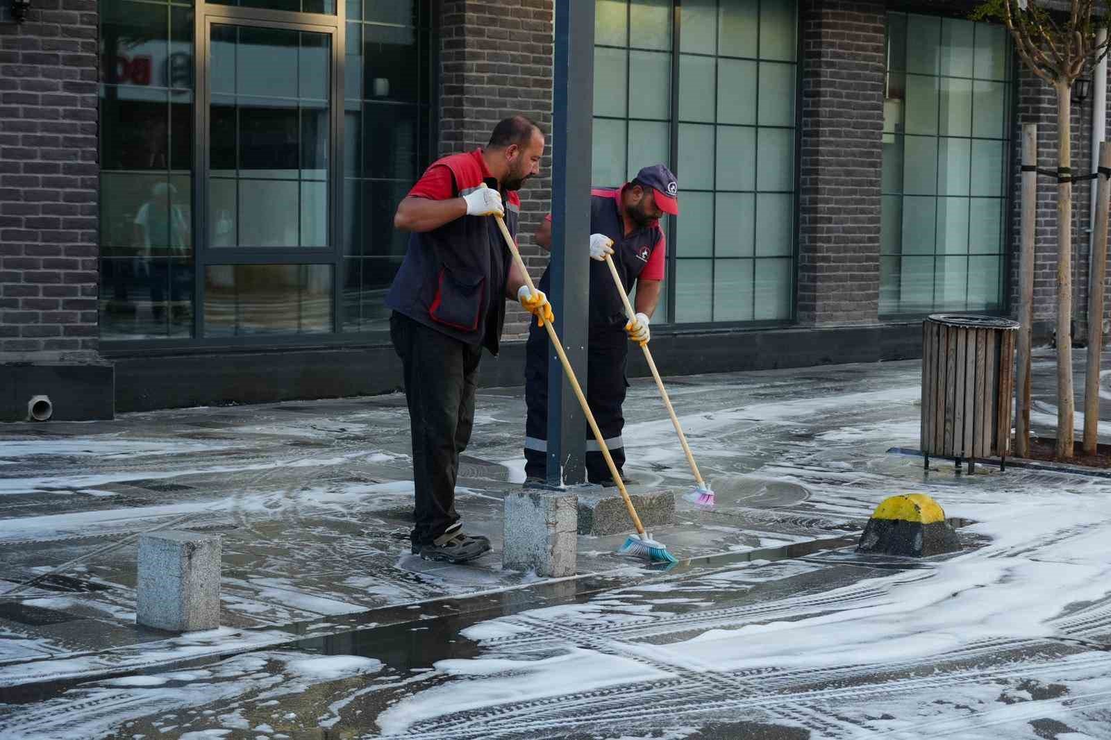 Konteyner Yenileme ve Temizlik Çalışmaları