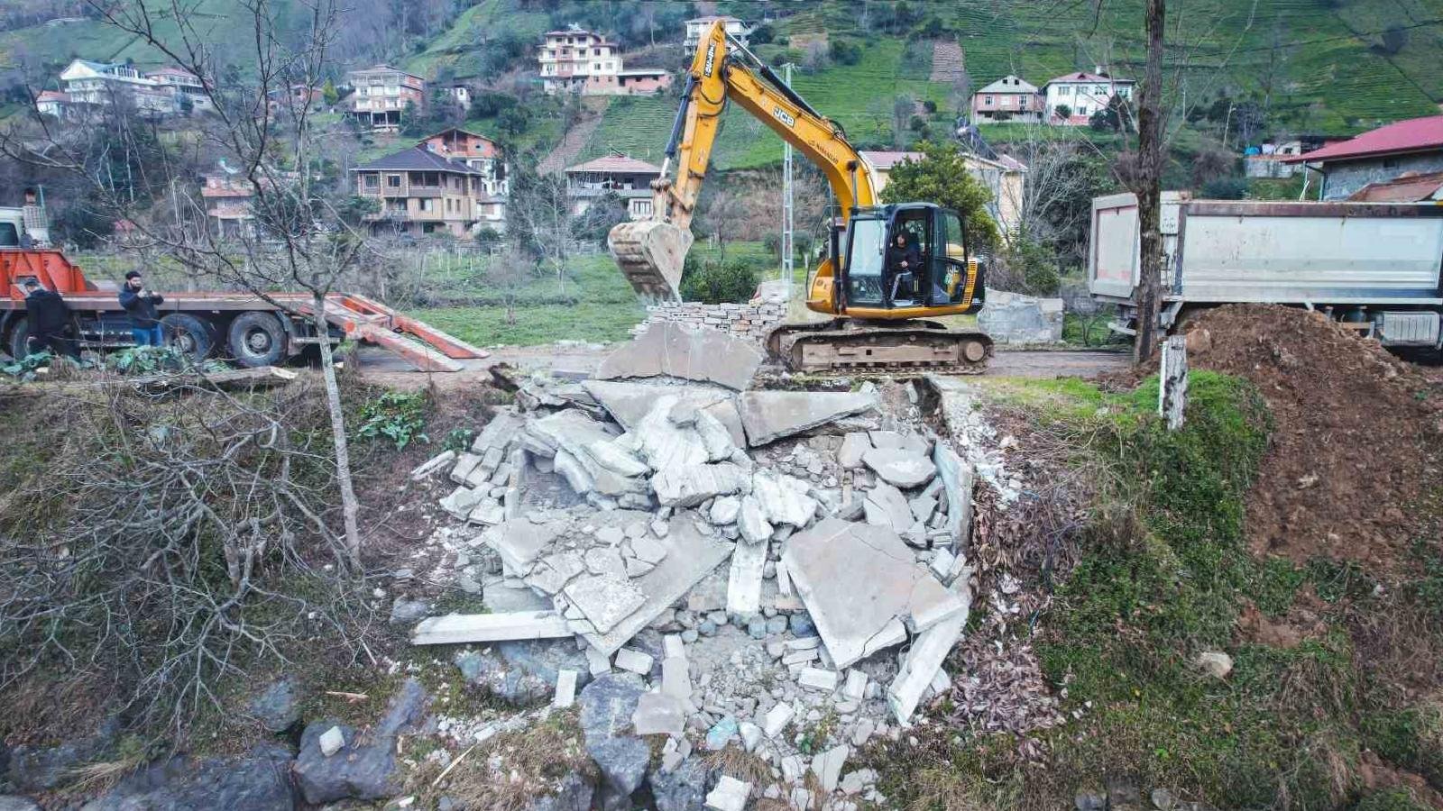 Yıkım Kararları ve Uygulamalar