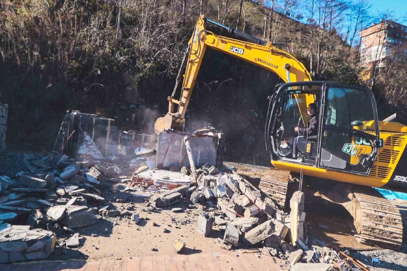 Fırtına Vadisi'nde Yıkılan 28 Yapı Sahipleri Açıklama Yaptı