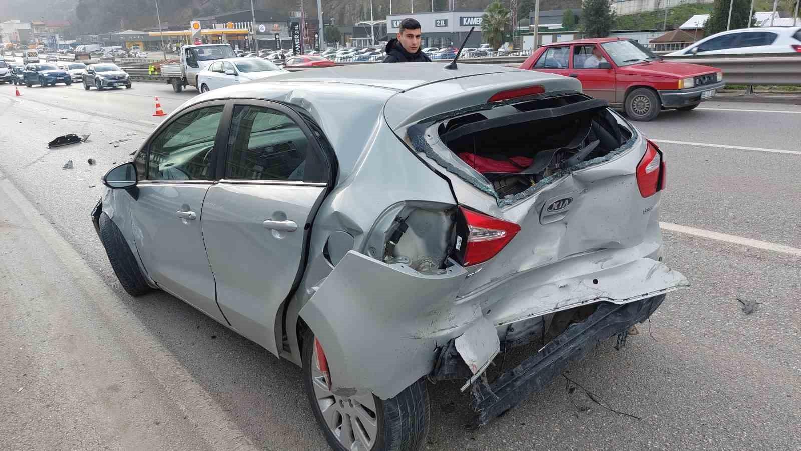 Samsun'da Zincirleme Trafik Kazası: 5 Kişi Yaralandı