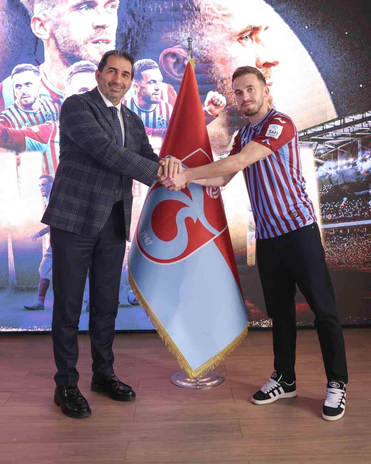 Edin Visca, Trabzonspor ile Yeni Bir Anlaşmaya İmza Attı