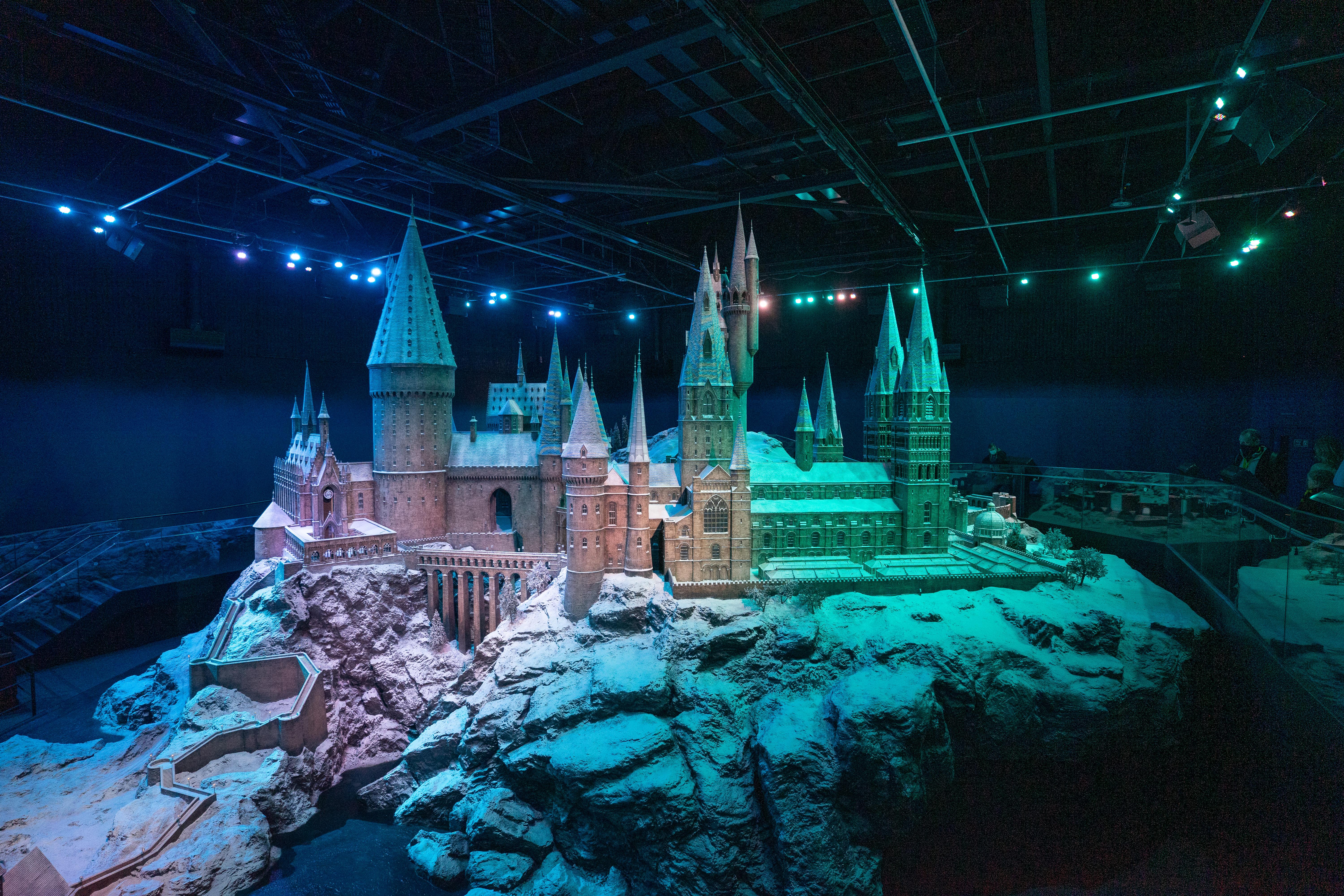 8) Hogwarts Kalesi Etkinlikleri ve Özel Turlar