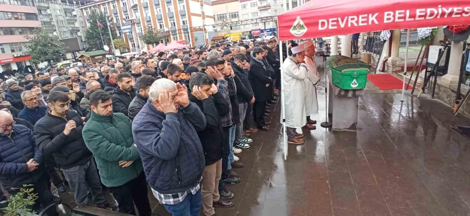 Bartın'da Duygusal Veda: Ahmet Öksüz Son Yolculuğuna Uğurlandı