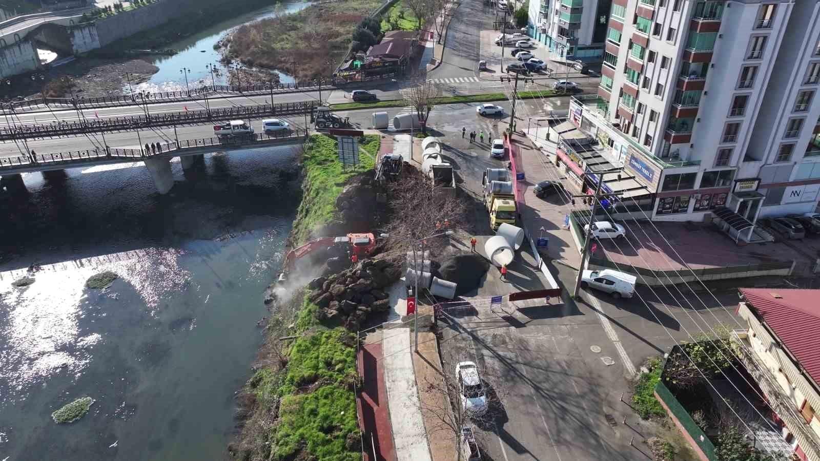 Samsun'da Yağmur Suyu Hattı Çalışmaları Başladı