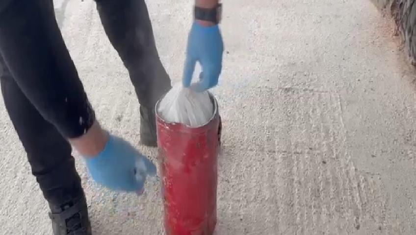 Yangın Tüpünde Ele Geçirilen 4,7 Kilo Metamfetamin