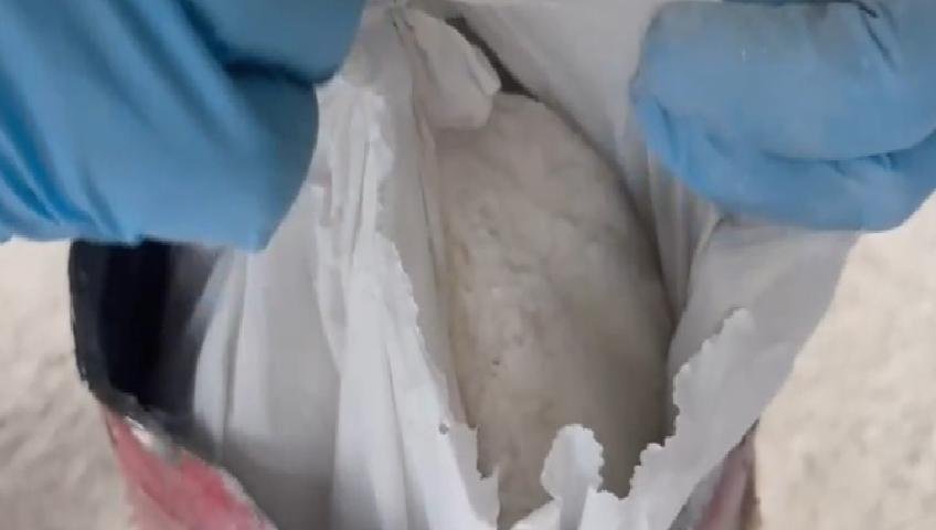 Yangın Tüpünde Ele Geçirilen 4,7 Kilo Metamfetamin