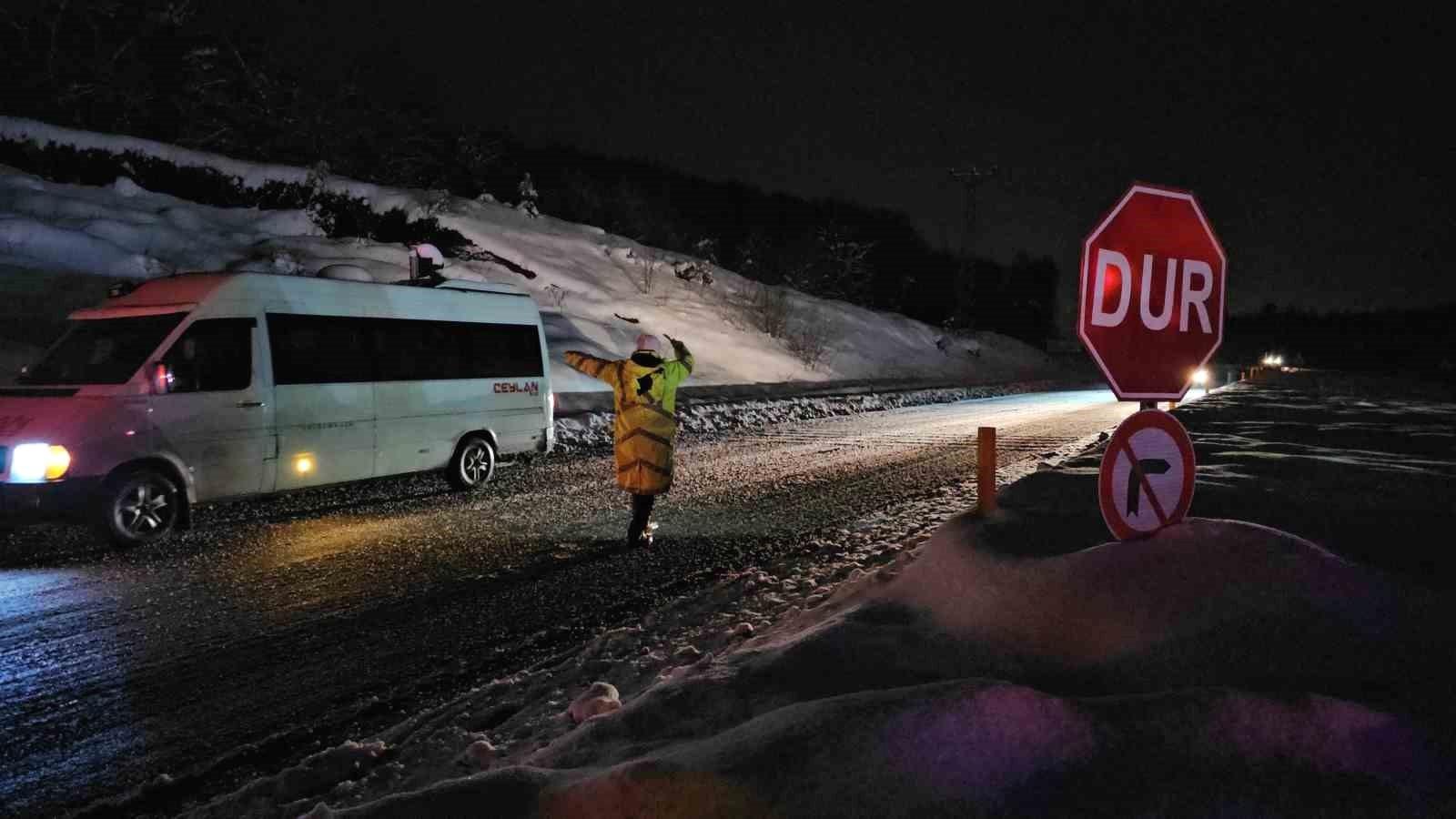 Beyaz Kar Tabakası: Eğlence ve Zorlukların Bir Arada Yaşandığı Anlar