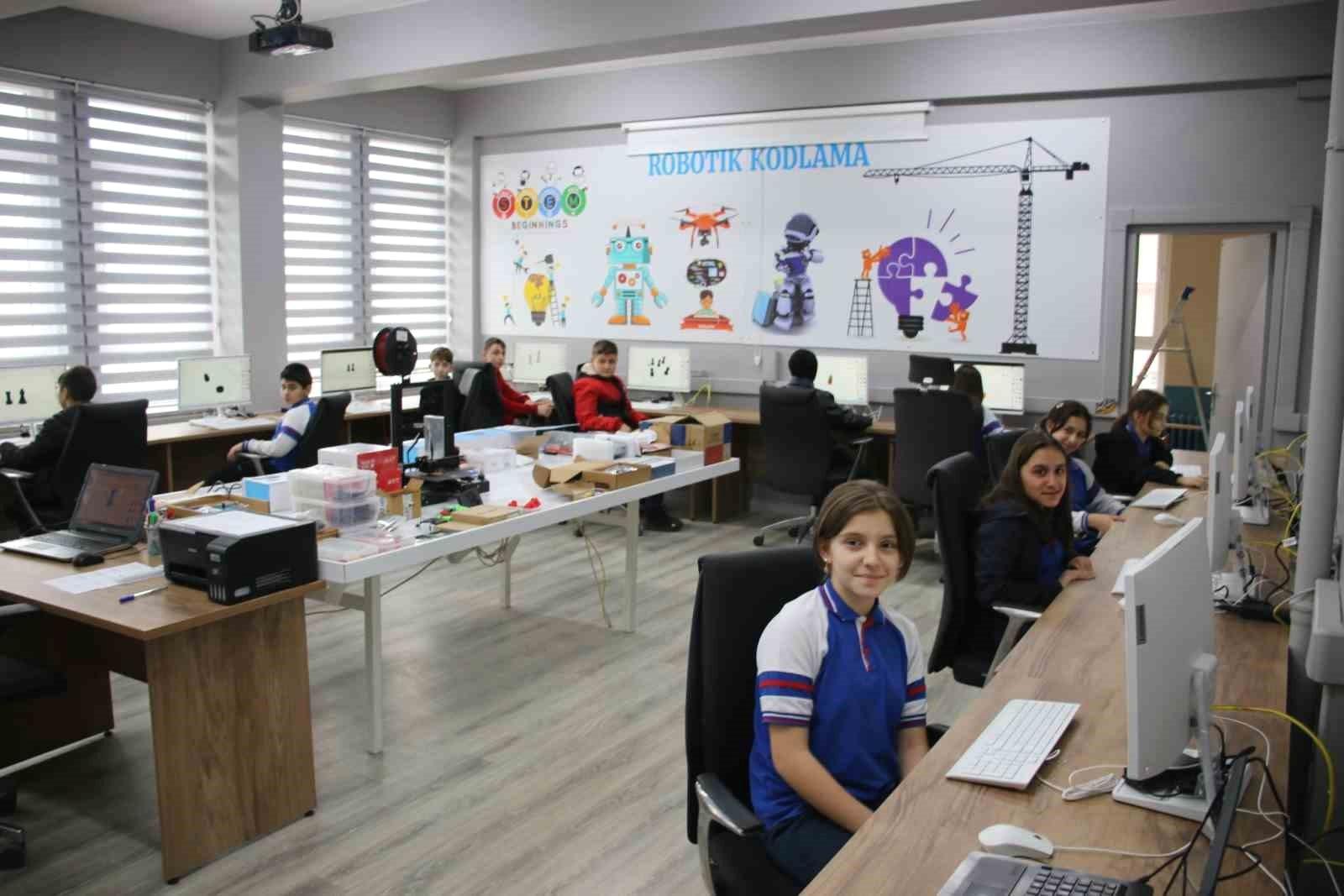 Çilimli’de Robotik Kodlama Sınıfı Açıldı