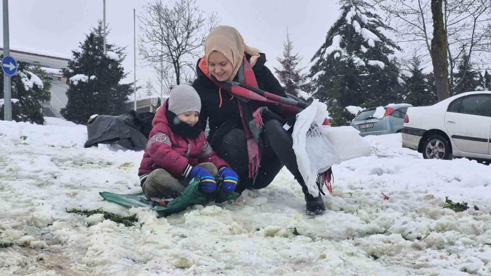 Çocukların Tatil Coşkusunu Yansıtan Eğlenceli Anlar