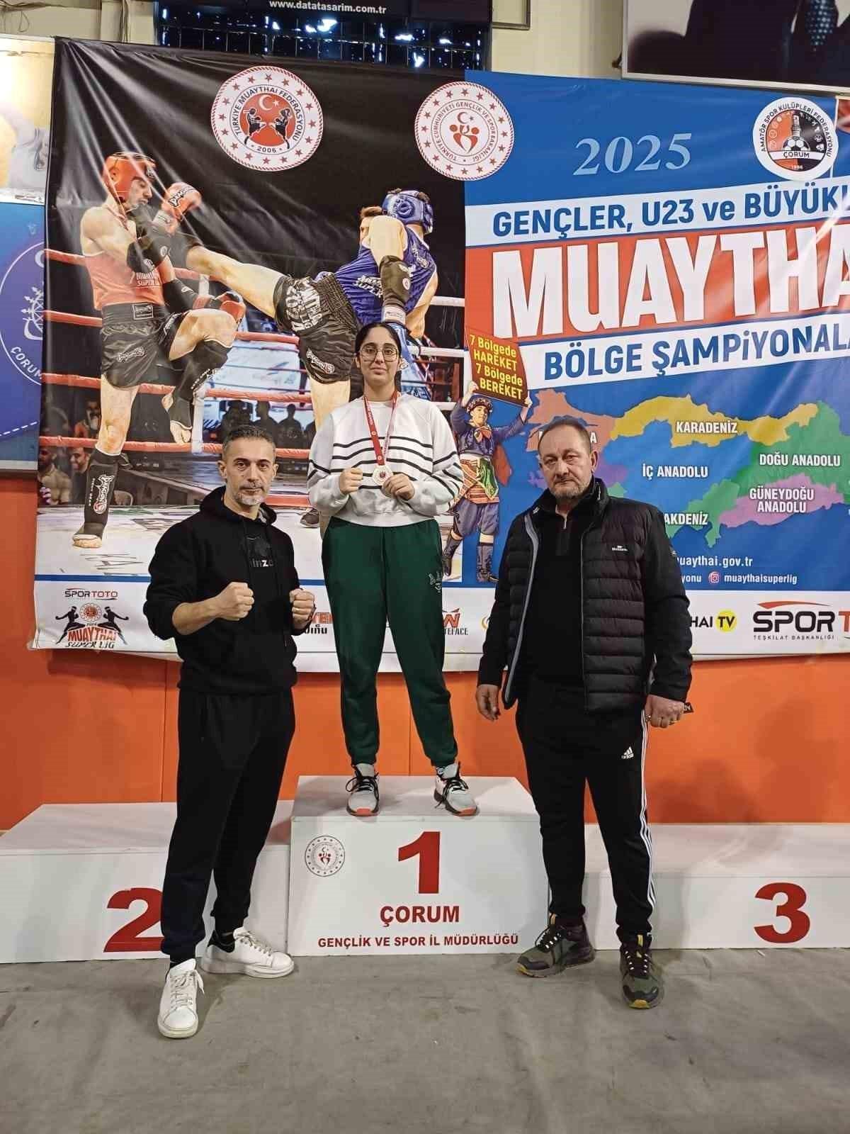 Düzceli Sporcuların Muay Thai Başarısı