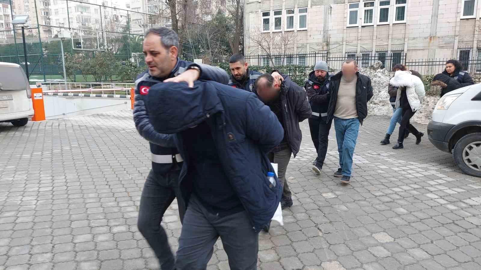 Emeklilikte Usulsüz Sağlık Raporu Skandalı: 1 Doktor ve 8 Gözaltı