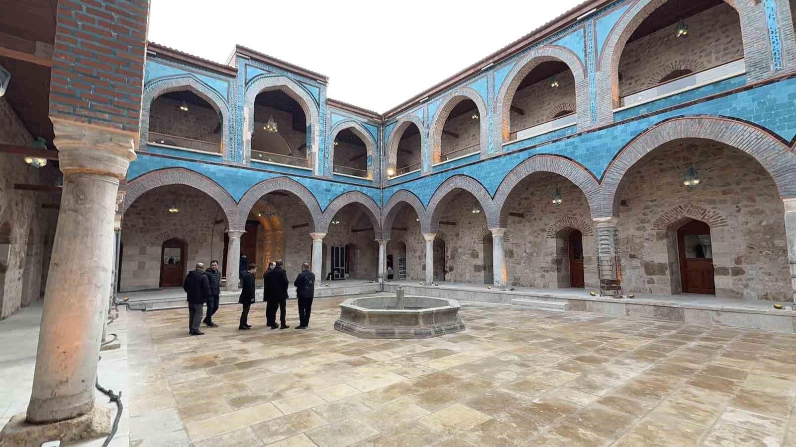 Gök Medrese: 8 Asır Sonra Gençlere Eğitim İçin Yeniden Hayat Buldu