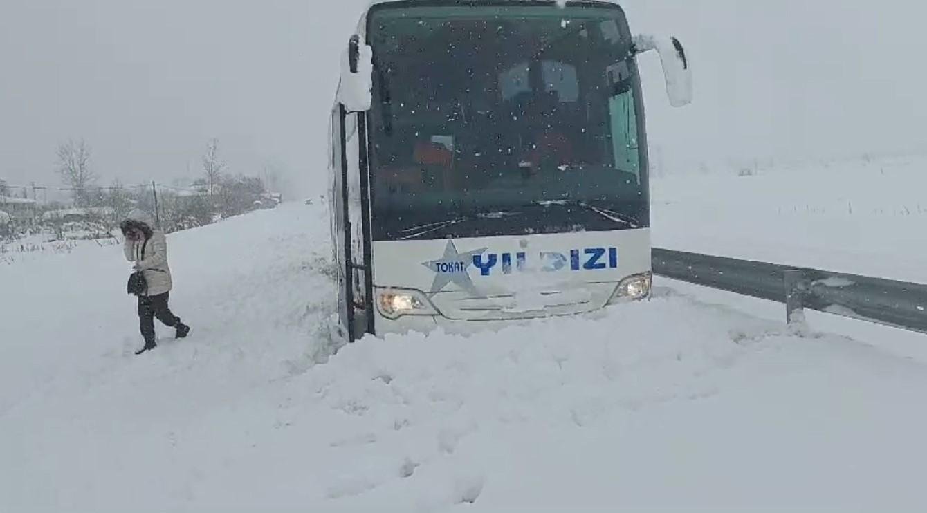 Samsun-Sinop Karayolunda Kar Kazaları