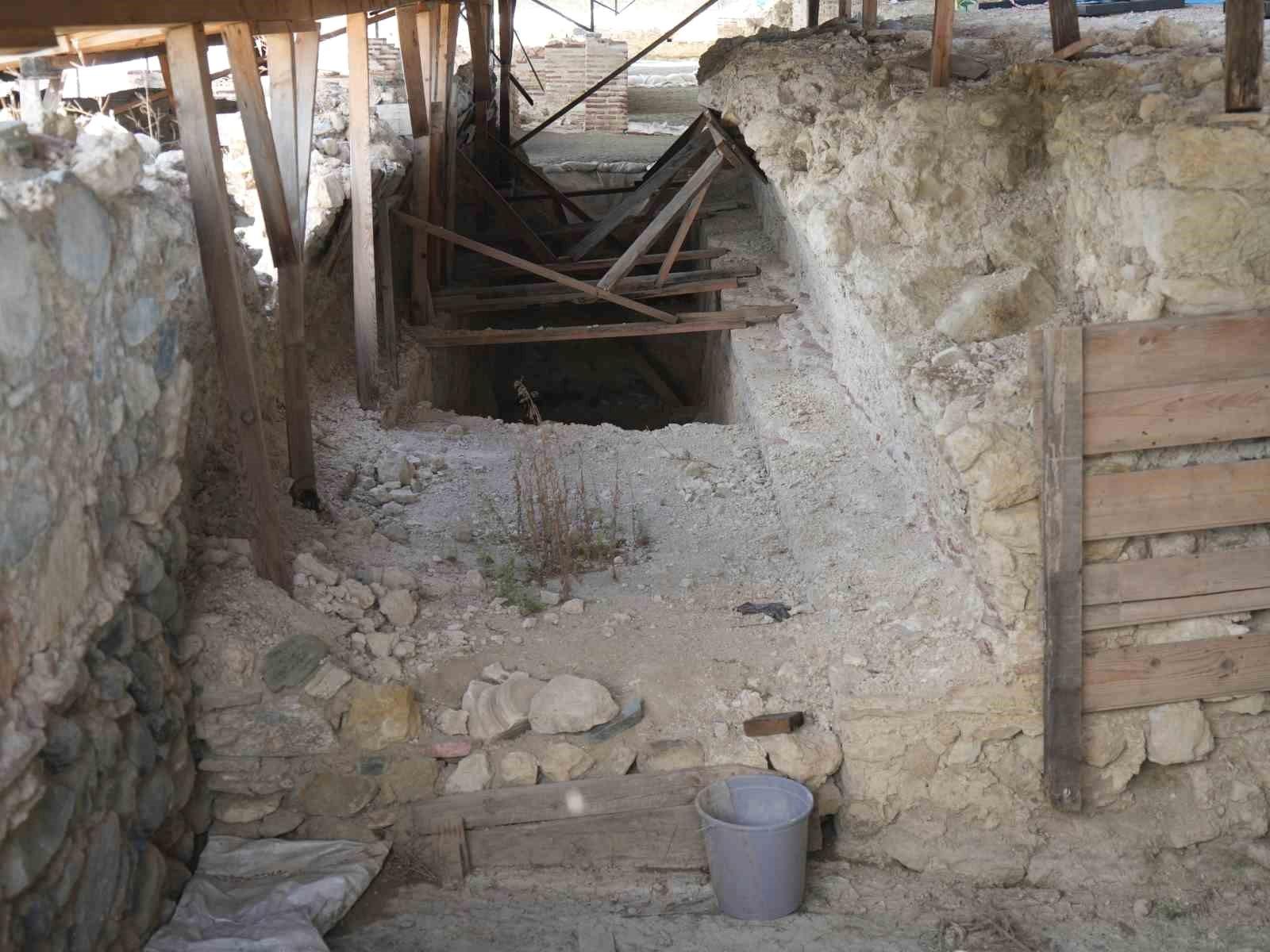 Kastamonu Pompeipolis Antik Kenti'nde 1800 Yıllık Gıda Keşifleri Yapılıyor