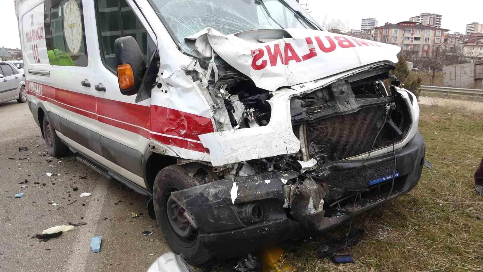 Kastamonu'da Ambulans Kazası: 7 Araç Karıştı, 1 Yaralı