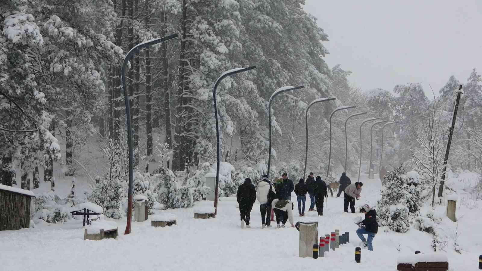 Ordu'da Kar Yağışı Eğlenceye Dönüşerek Keyifli Anlar Yaşattı