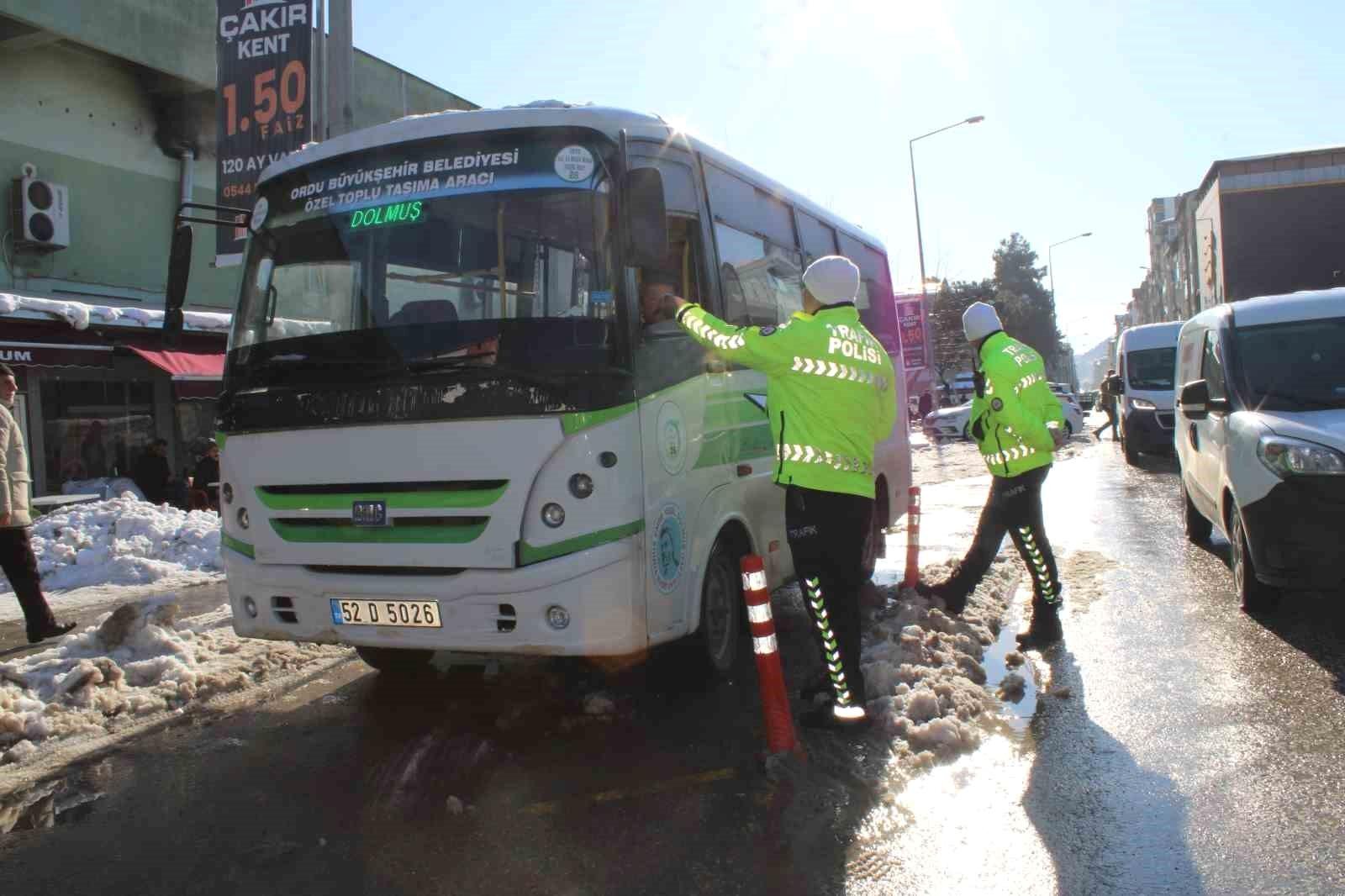 Ordu'da Kar Yağışının Ardından Trafik Güvenliği Denetimleri Artıyor