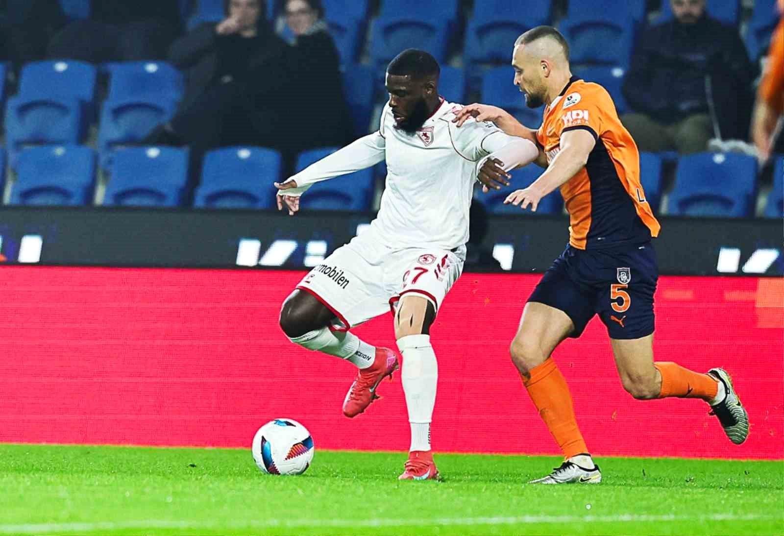 Samsunspor'un Zorlu Dönemi ve Kadro Değişiklikleri