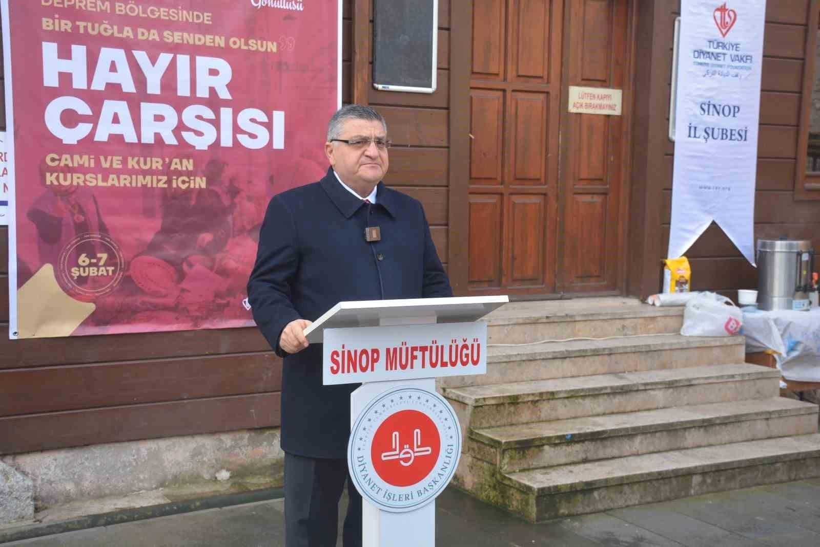 Sinop'ta Hayır Çarşısı ile Depremzedelere Destek